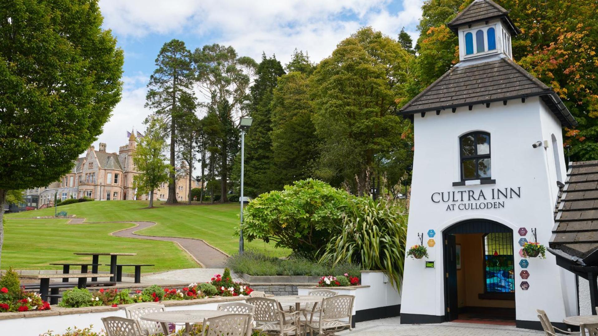 The Culloden Estate&Spa Holywood  Exterior foto Cultra Inn