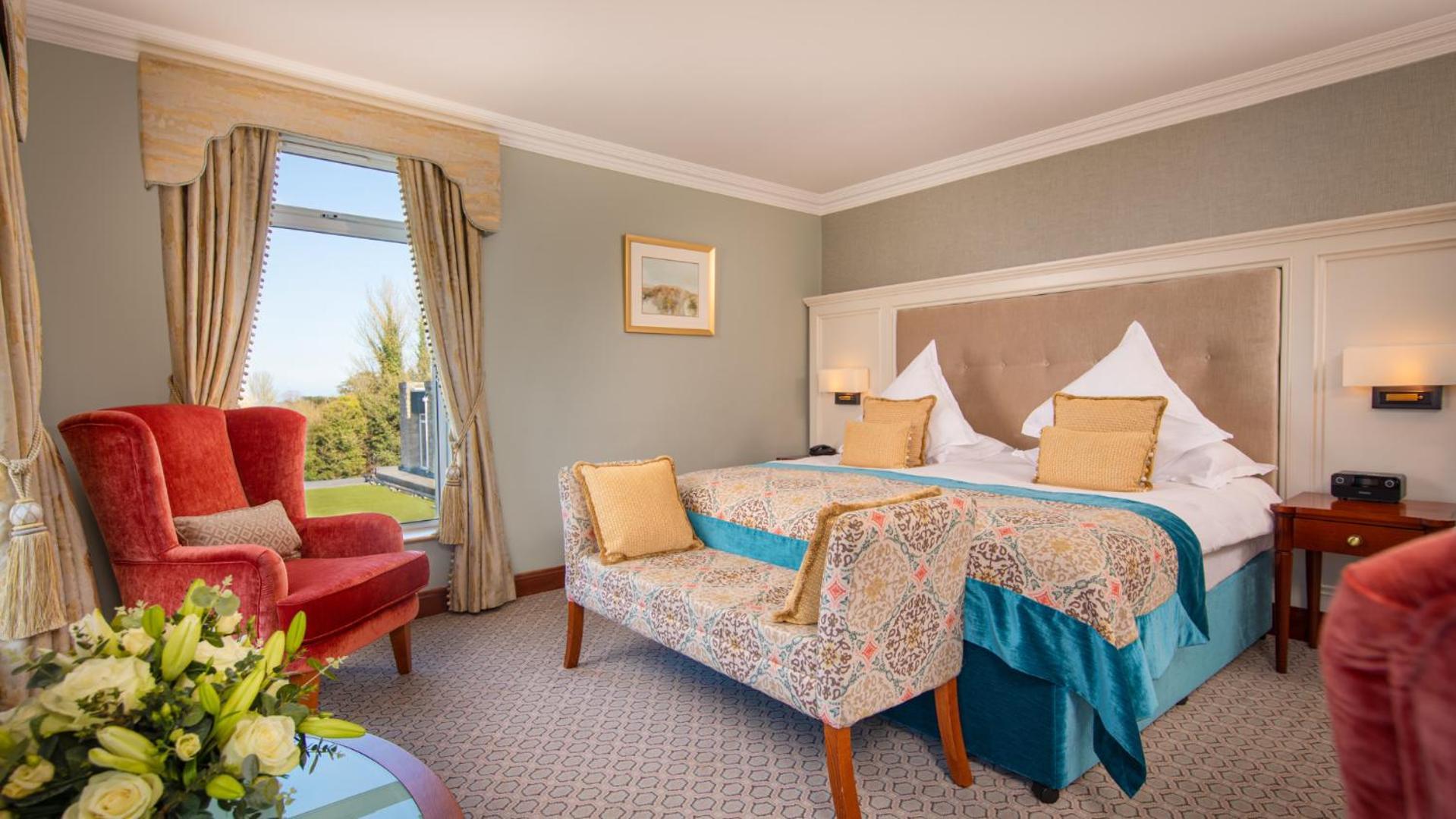 The Culloden Estate&Spa Holywood  Exterior foto A bedroom at the hotel