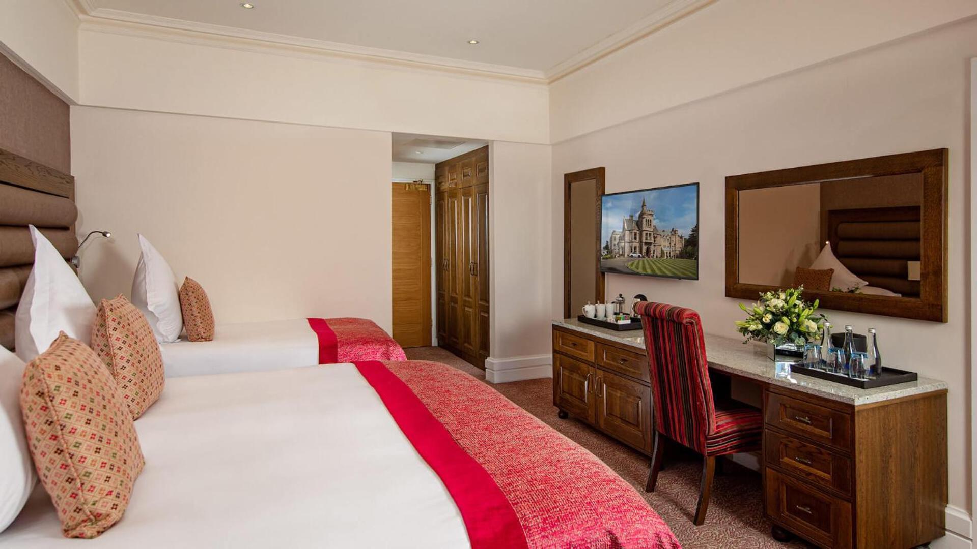The Culloden Estate&Spa Holywood  Exterior foto A bedroom at the hotel