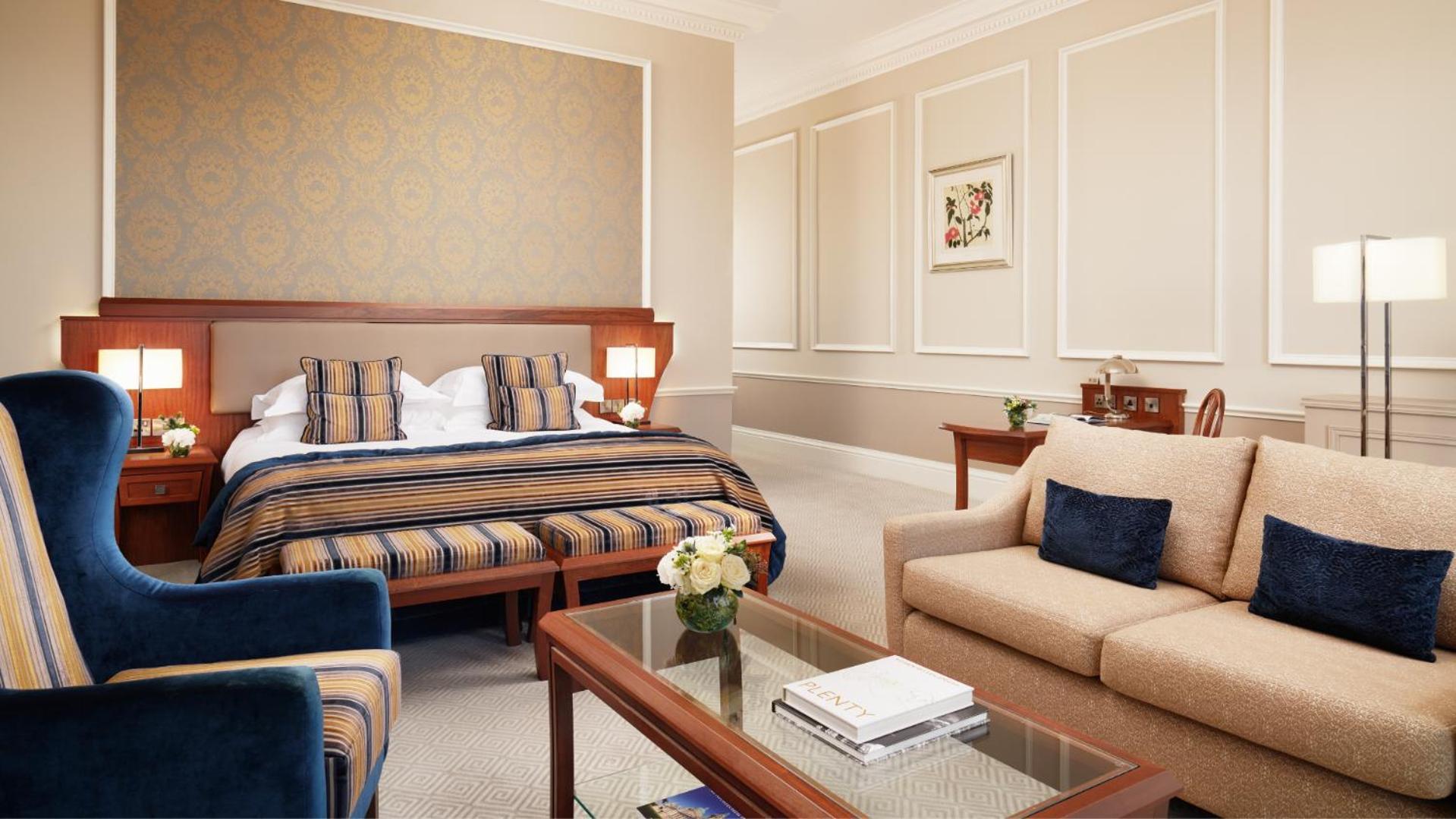 The Culloden Estate&Spa Holywood  Exterior foto A suite at the InterContinental London